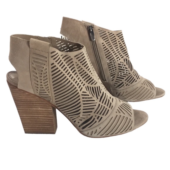 Vince Camuto Shoes - Vince Camuto Leather Kimora Bootie Sandal Block Heel Size 12M EUC